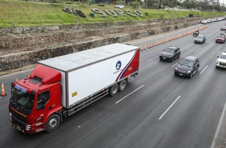 Nuevas reglas para camiones en la Panamericana Sur: carriles, multas y desvíos