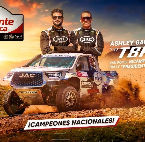 JAC Motors y Ashley García inician el camino al bicampeonato junto a su JAC T8 Pro en el Rally Premio Presidente de la República
