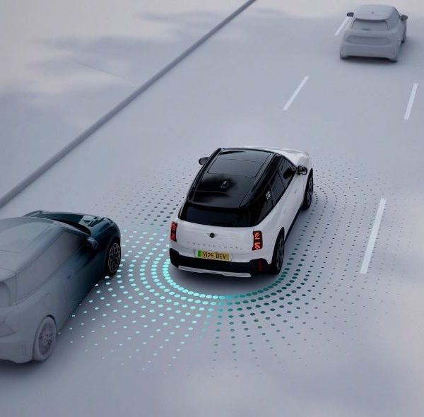 Seguridad sobresaliente: MINI establece nuevos estándares en la protección de los ocupantes