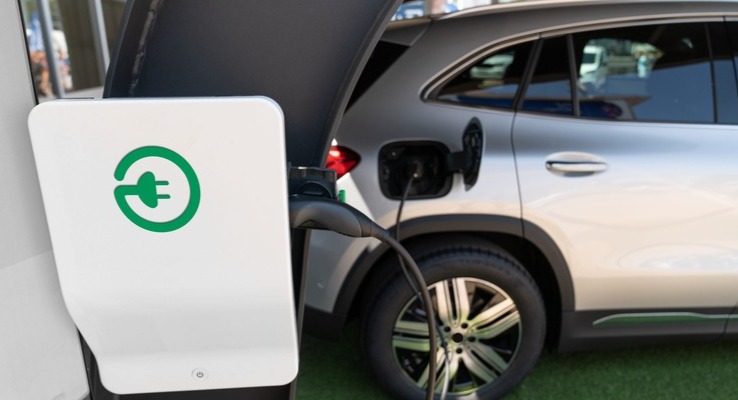 Ventas de electrificados se disparan más de 86%, pero aún faltan incentivos para acelerar su adopción