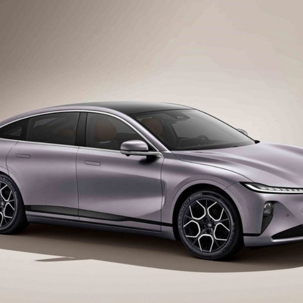 China presenta el primer auto eléctrico del mundo con batería de sodio