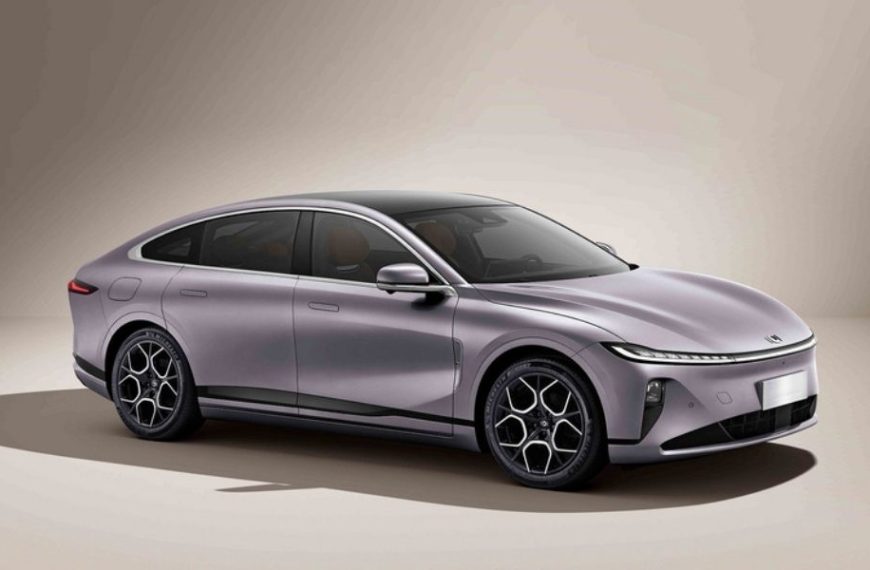 China presenta el primer auto eléctrico del mundo con batería de sodio