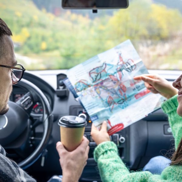 Viajes por carretera: ¿qué características debe tener un vehículo para realizar trayectos de larga distancia?