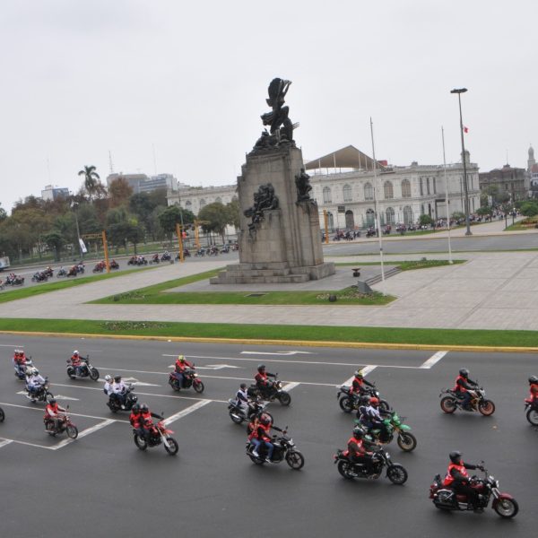 Vuelve el histórico Desfile Patrio en motocicleta, que hizo historia con un record Guinness
