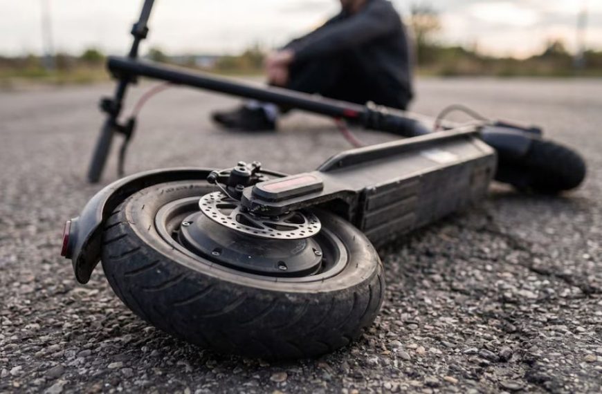 Monopatines eléctricos: estudio revela por qué pueden causar lesiones más graves que motos y bicicletas