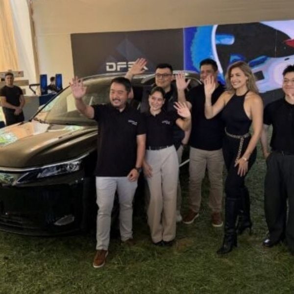 DFSK Perú cumple 20 años y lo celebra con el lanzamiento de la E5 Plus, su nueva SUV híbrida enchufable de tres filas